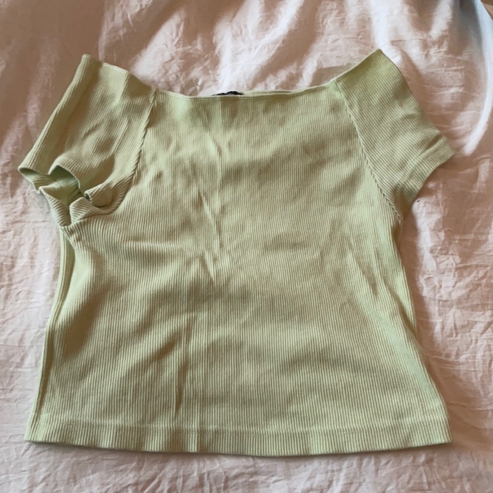 Iight green brandy off the shoulder top